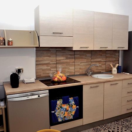 Conte Cavour Apartment Brindisi Zewnętrze zdjęcie