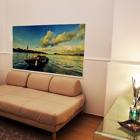 Conte Cavour Apartment Brindisi Zewnętrze zdjęcie