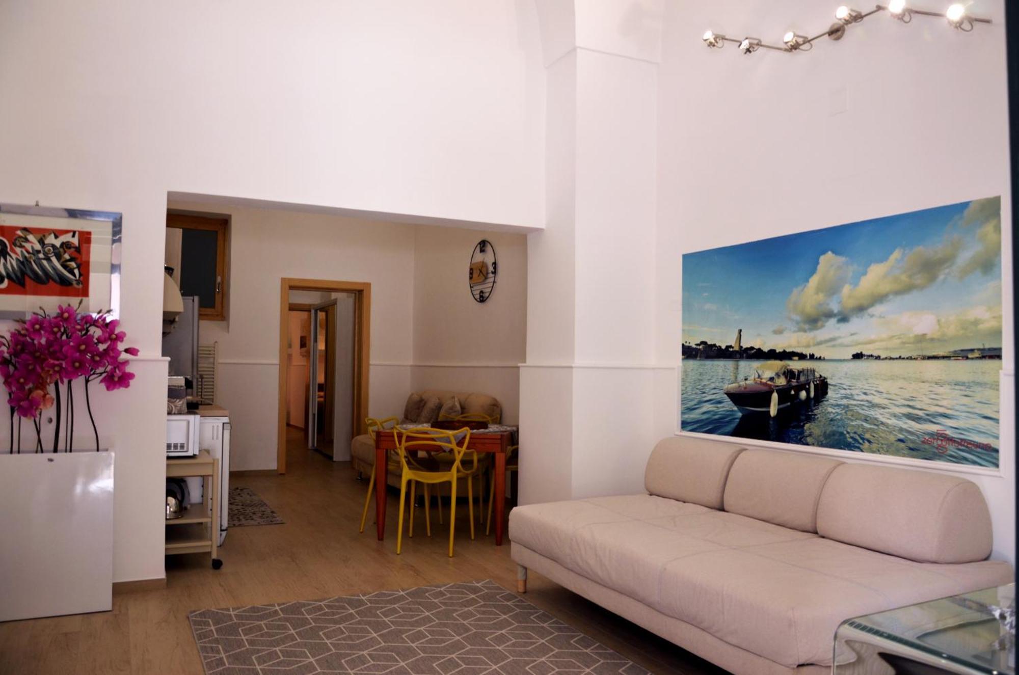Conte Cavour Apartment Brindisi Zewnętrze zdjęcie